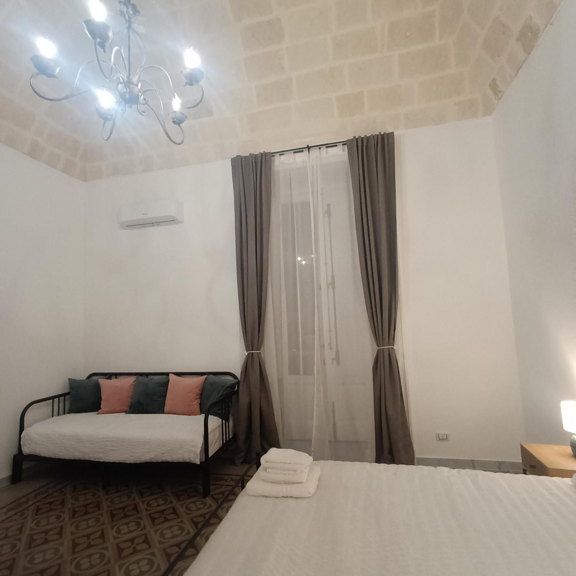 Dimora Tarantina Hotel Taranto Kültér fotó