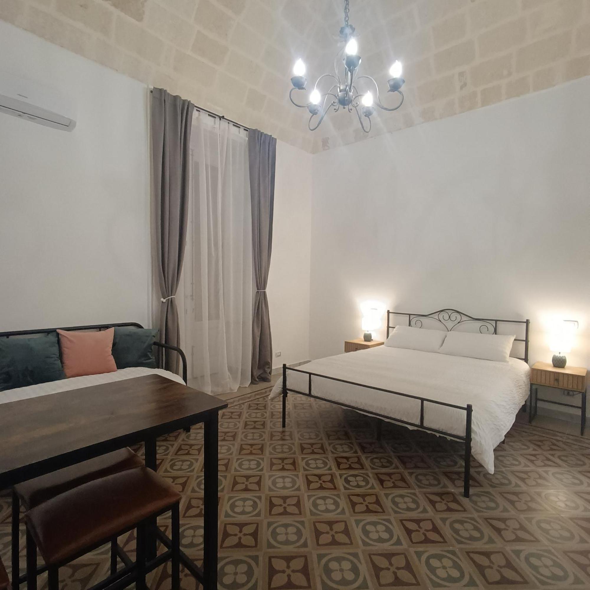 Dimora Tarantina Hotel Taranto Kültér fotó